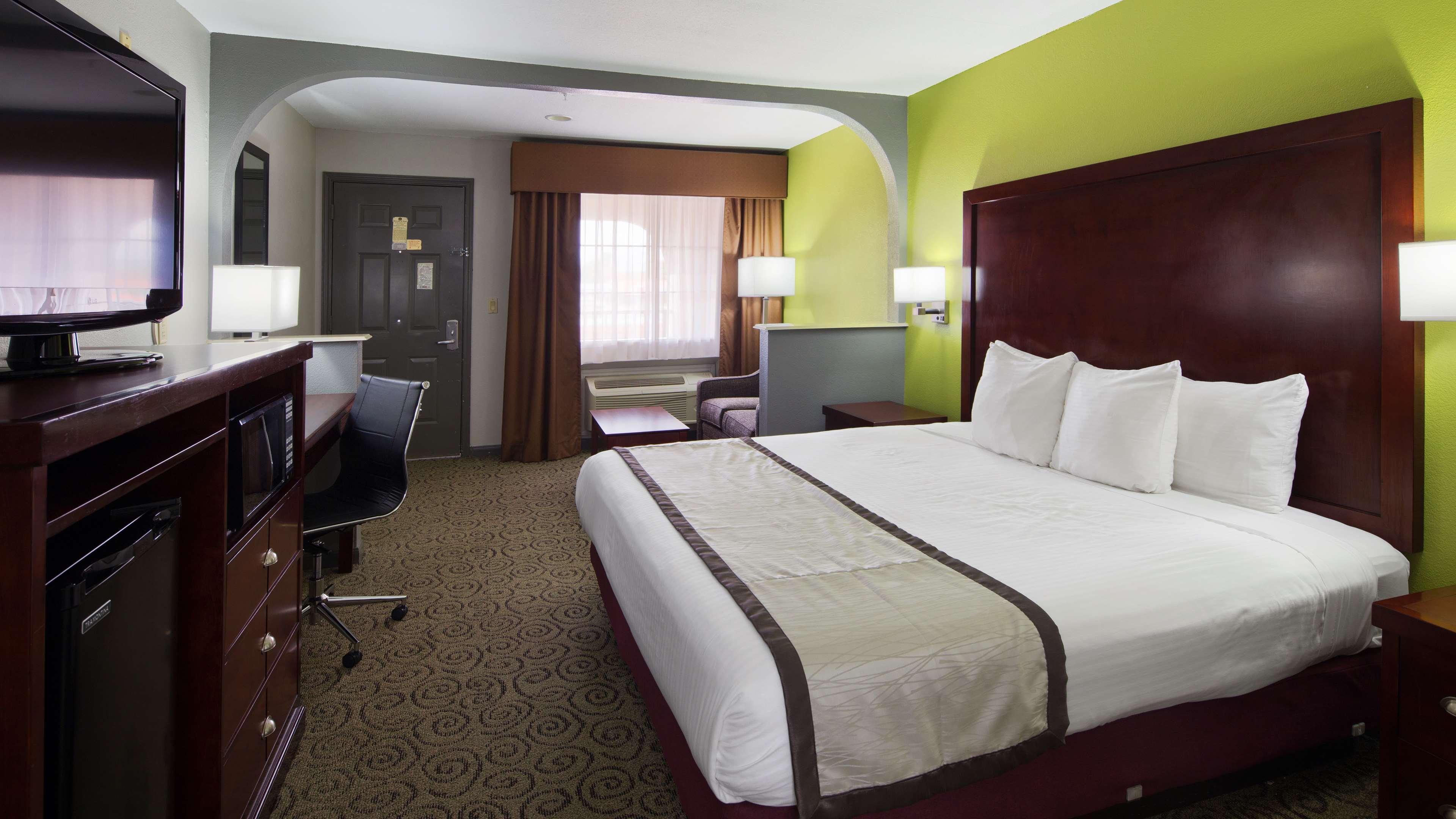 Surestay Hotel By Best Western Deer Park Ngoại thất bức ảnh