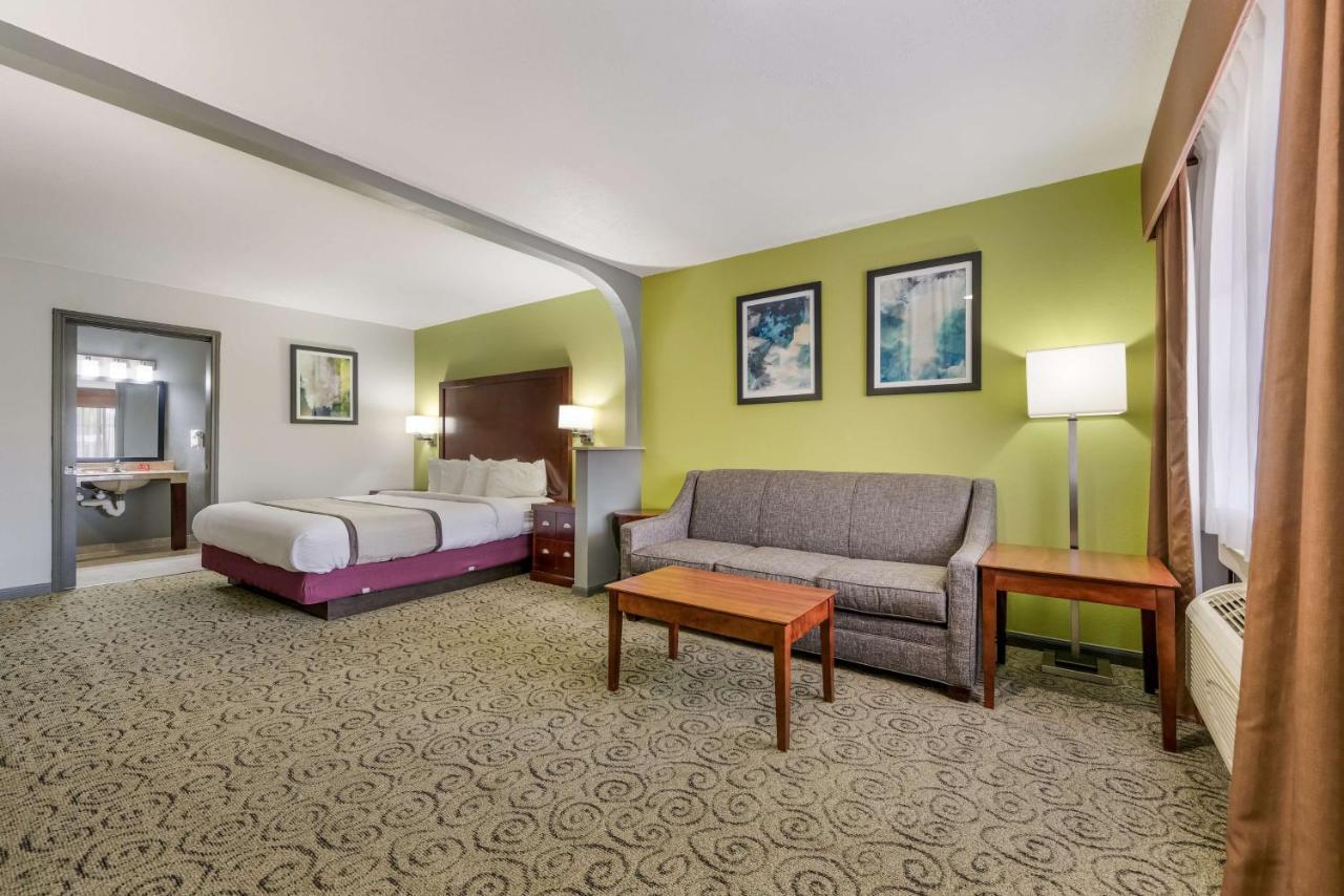 Surestay Hotel By Best Western Deer Park Ngoại thất bức ảnh