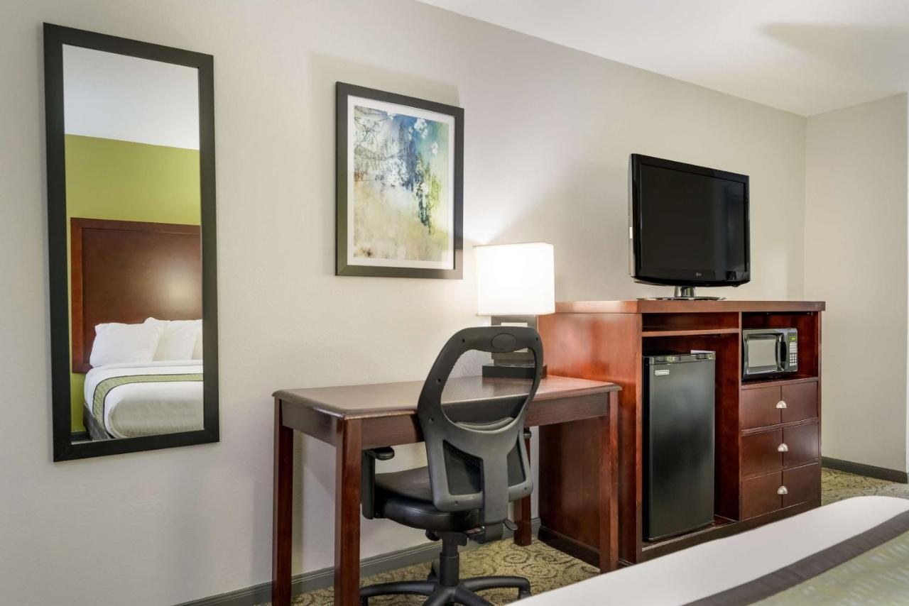 Surestay Hotel By Best Western Deer Park Ngoại thất bức ảnh